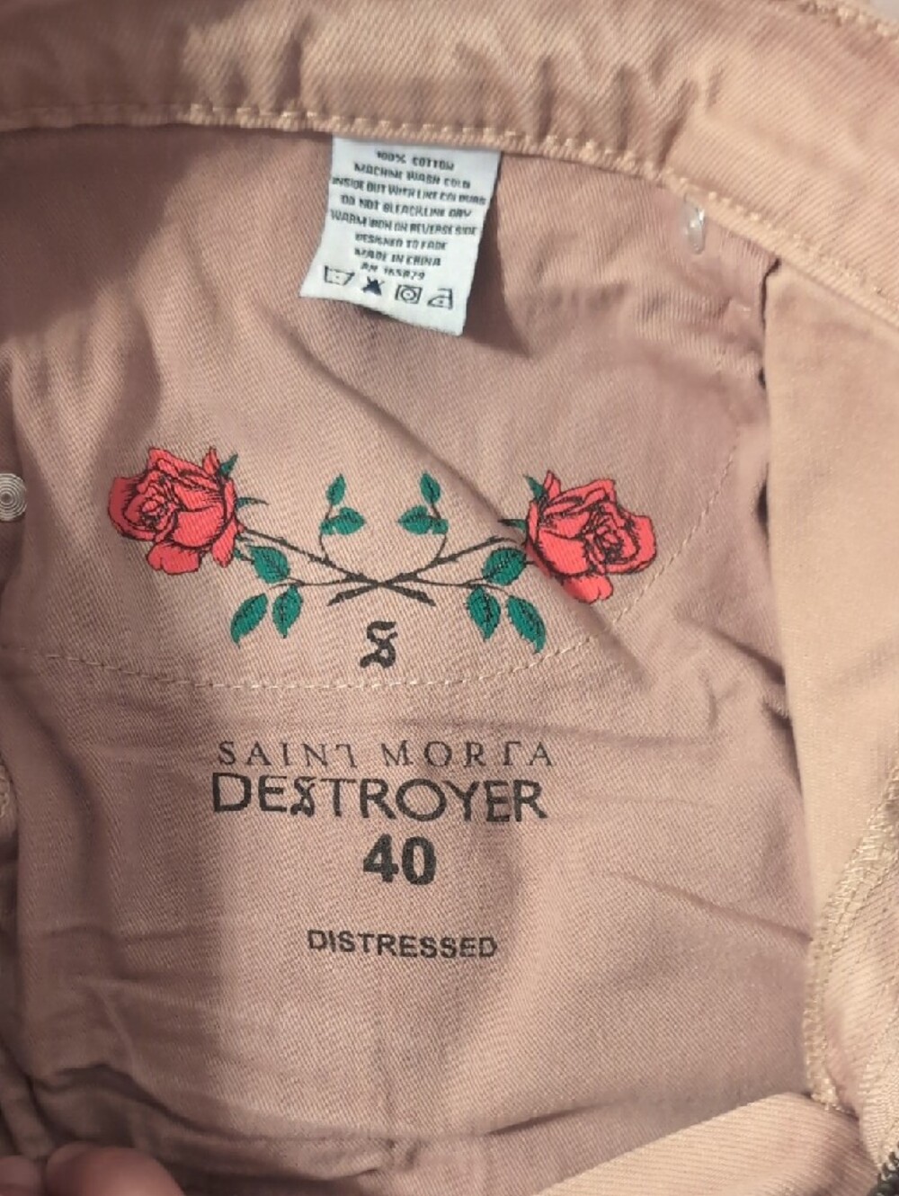 Saint Morta Shorts - Picture 5 of 8